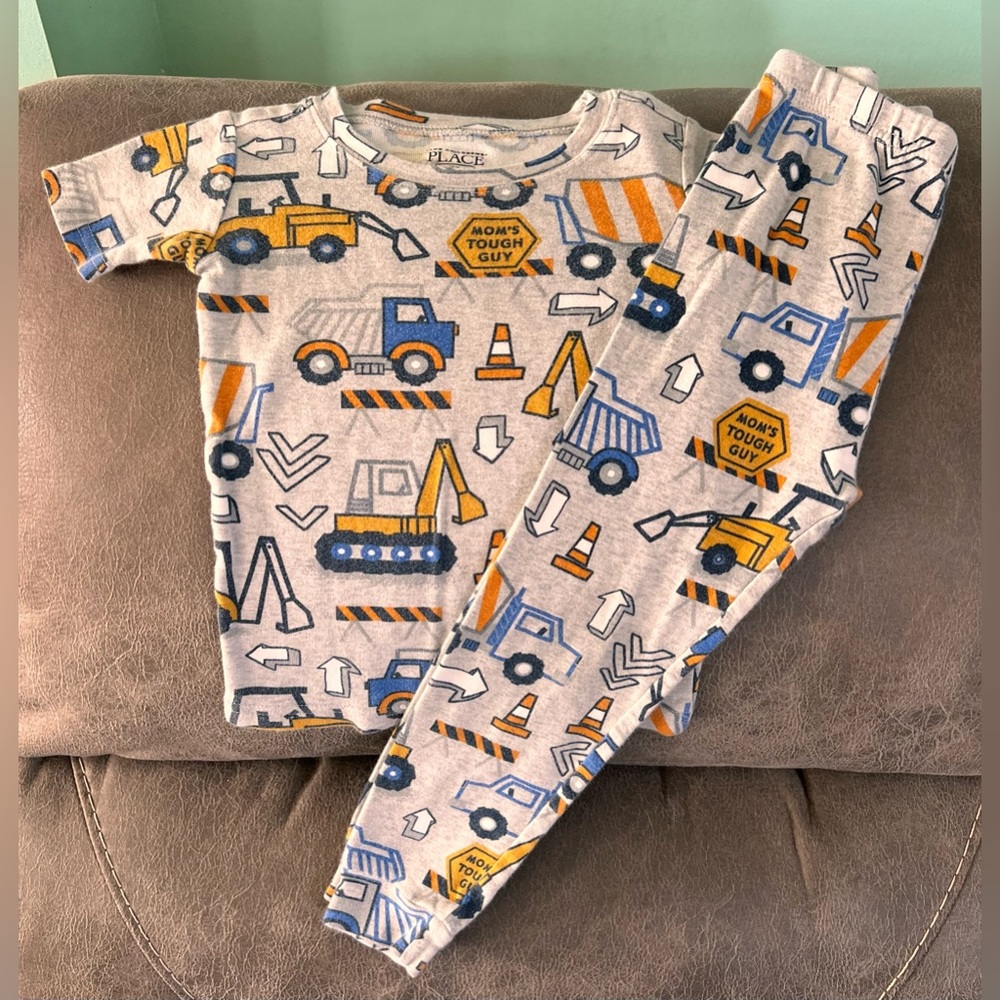 Boys size 3T The Children’s Place construction vehicle 2-piece pajama set